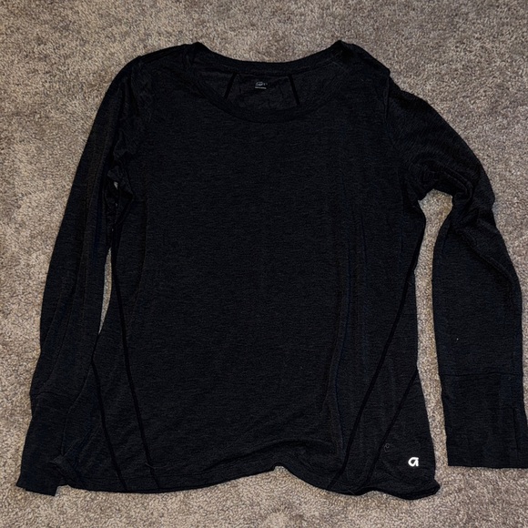 GapFit Tops - GAP Women's Charcoal Long Sleeve Tee